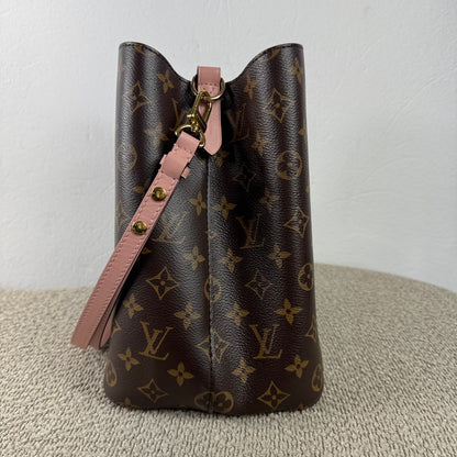 Louis Vuitton NéoNoé MM – Monogram Canvas / Rosa