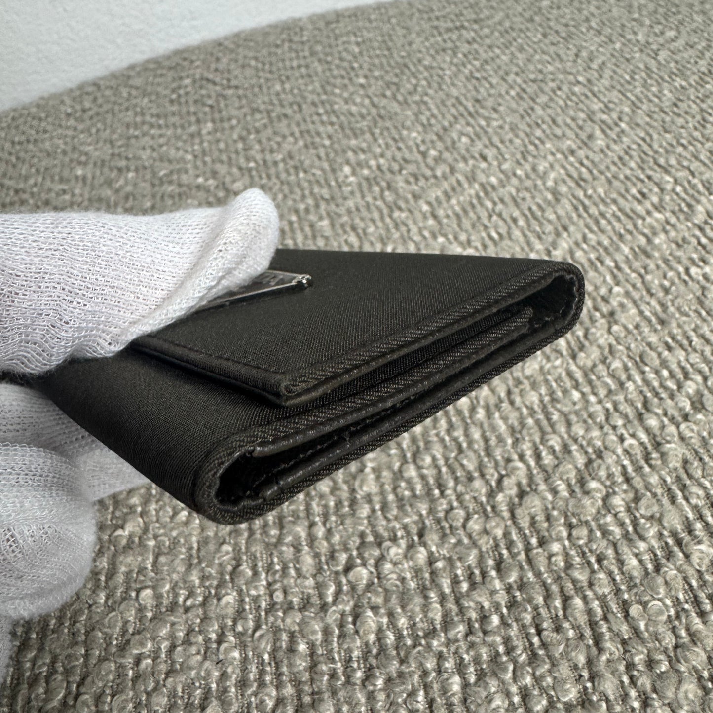 PRADA Nylon Schlüssel-Etui 6-fach Schwarz Saffiano