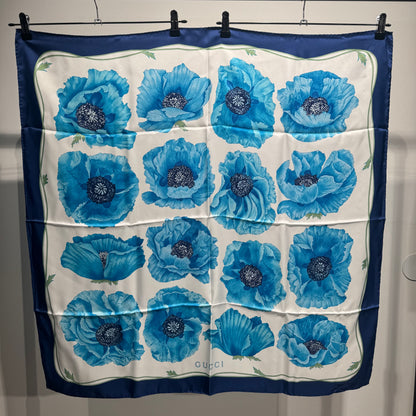 Foulard en soie Gucci "Blue Poppies" (Coquelicots bleus) avec bordure contrastée