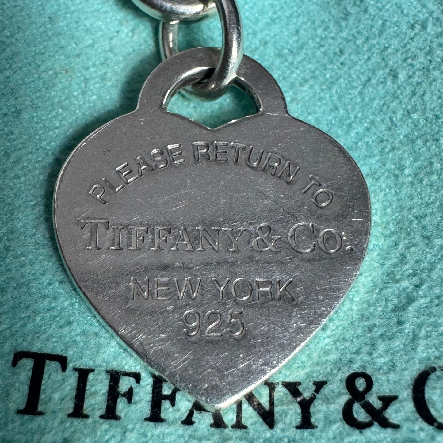 Tiffany & Co. Return to Tiffany Gliederarmband mit Herzanhänger – 925 Silber