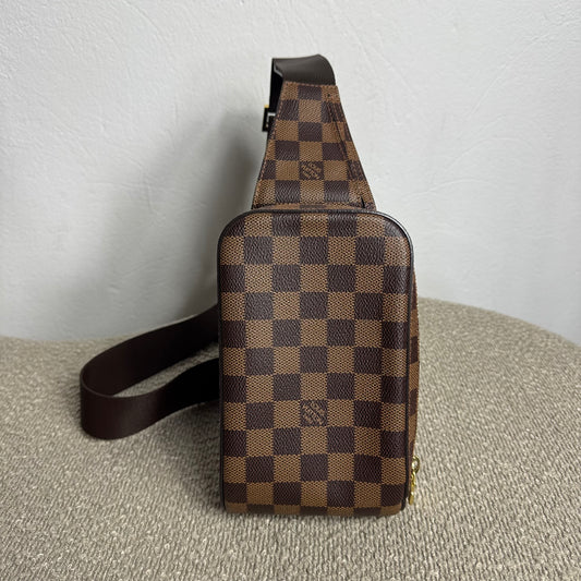 Louis Vuitton Geronimos Damier Ebene Braun