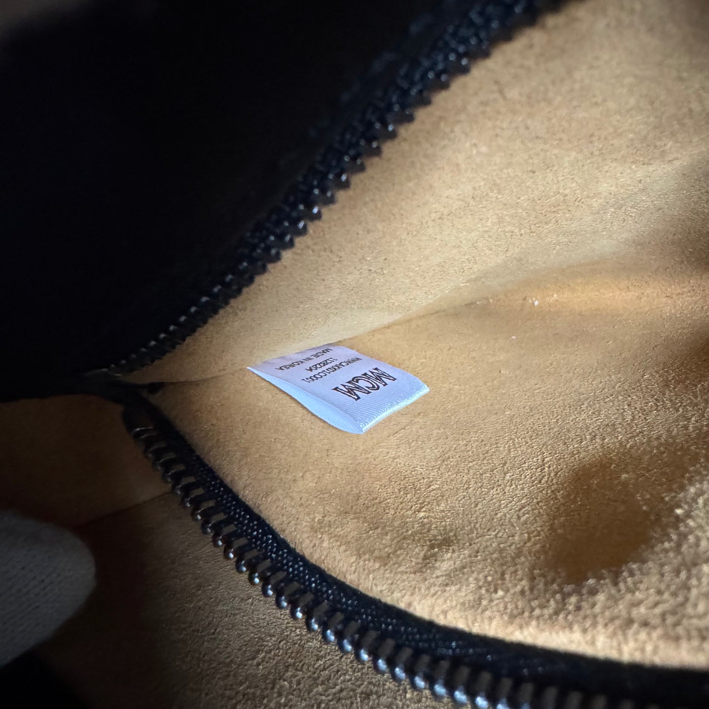 MCM Visetos Klassik Small Messenger