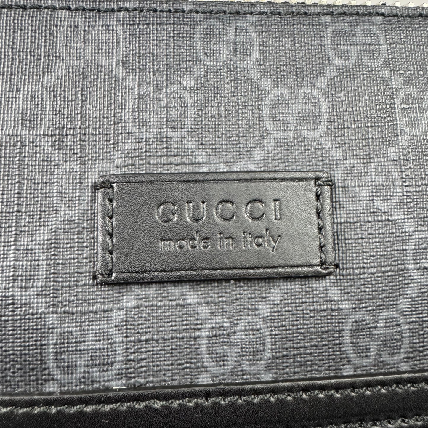 Gucci GG Supreme Messenger Tasche – Schwarz / Grau