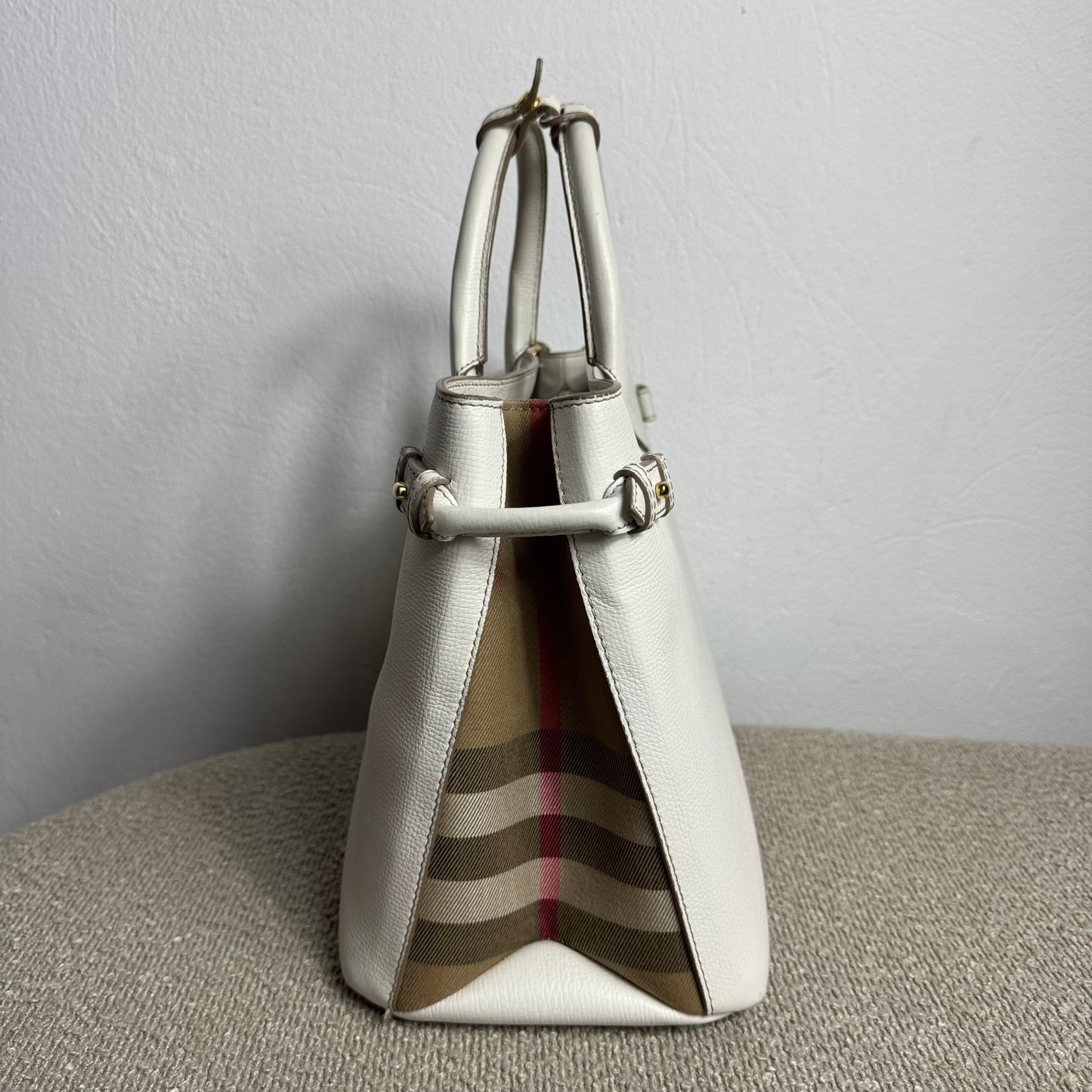 Burberry Banner Bag Grainy Calfskin Weiß