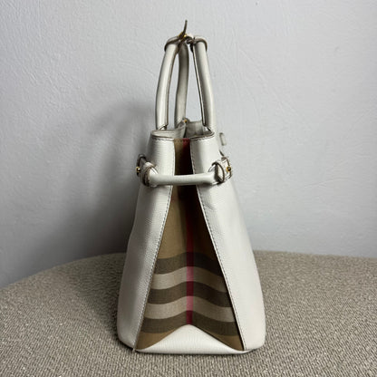 Burberry Banner Bag Grainy Calfskin Weiß