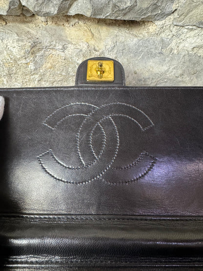 Chanel Classic Flap Bag Timeless – Zeitlose Eleganz mit modernem Twist