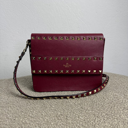 Valentino Garavani Rockstud Leder Flap Bag – Burgundy
