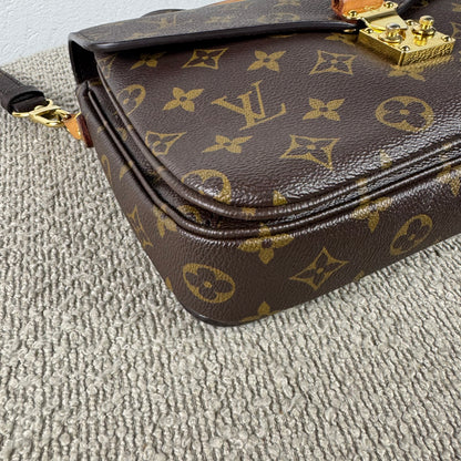 Louis Vuitton Pochette Métis – Monogram Canvas