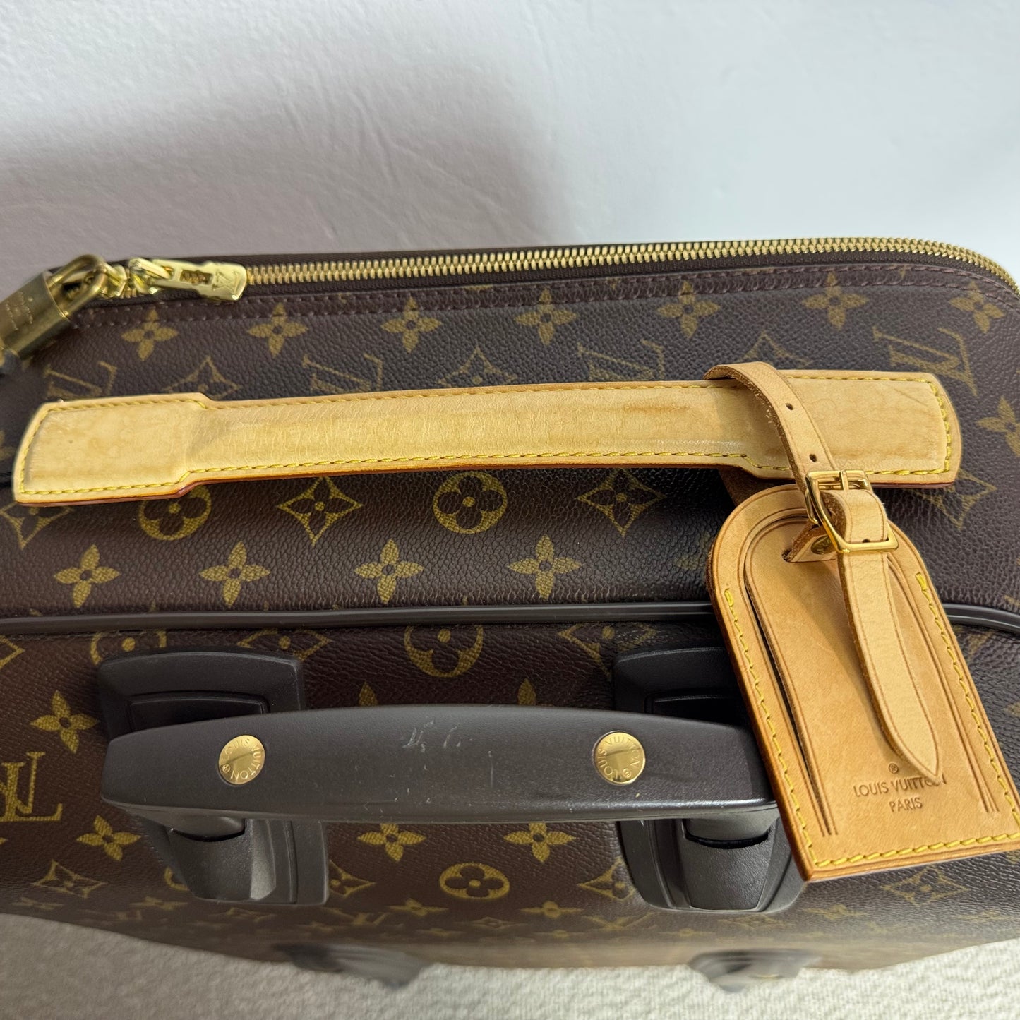 Louis Vuitton Pégase 45 Monogram Rollkoffer