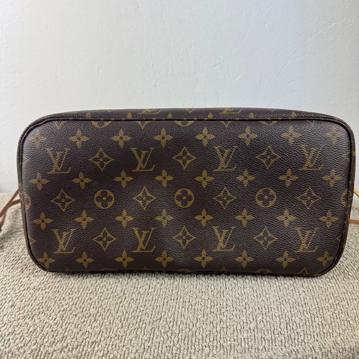 Louis Vuitton Neverfull MM – Monogram Canvas