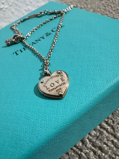 Tiffany & Co Armband mit Love-Herzanhänger und Schlüssel in Silber