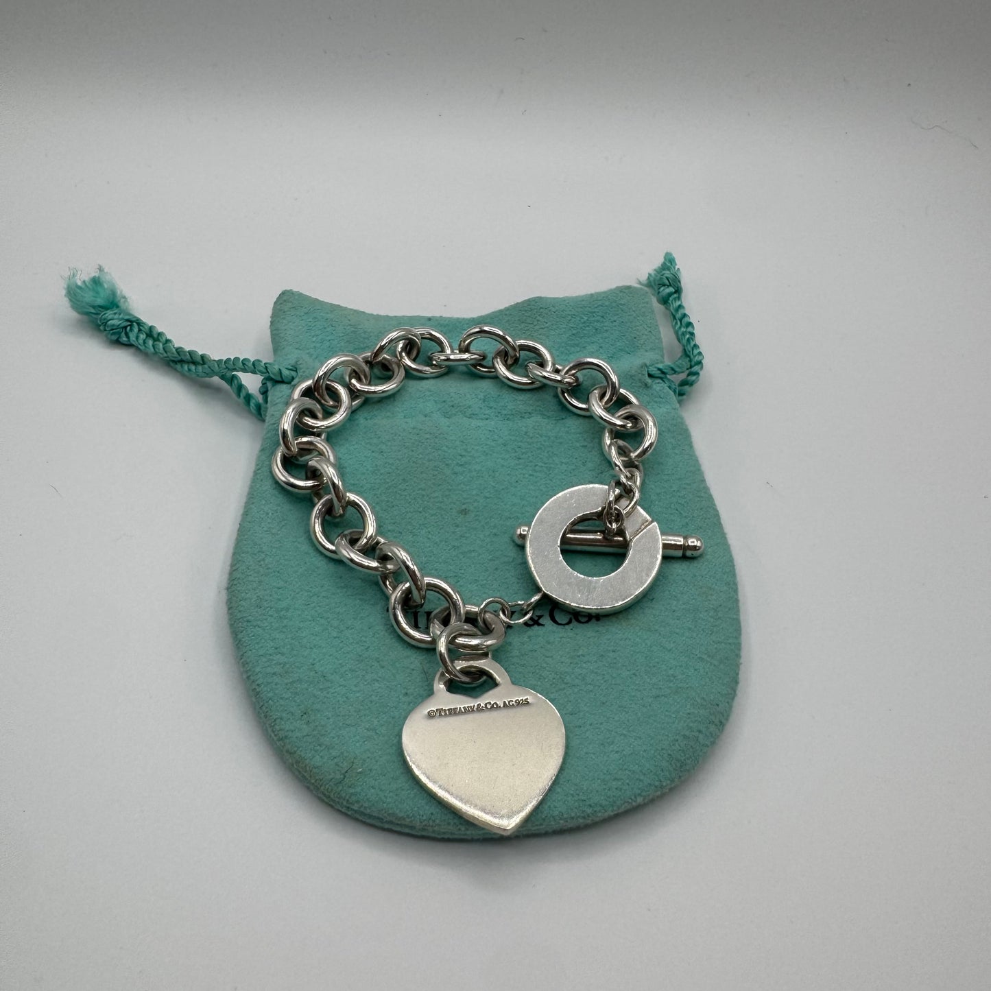 Tiffany & Co. Return to Tiffany Gliederarmband mit Herzanhänger – 925 Silber
