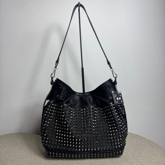 Burberry Studded Susanna Bucket Bag Leder - Schwarz