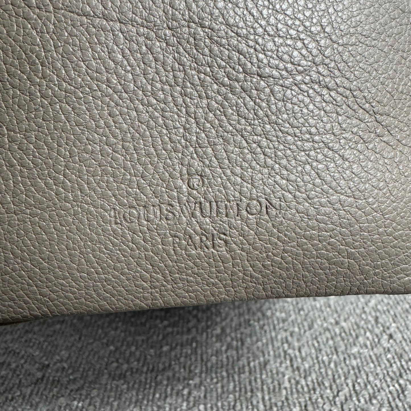 Louis Vuitton Speedy 25 Empreinte Leder Taupe
