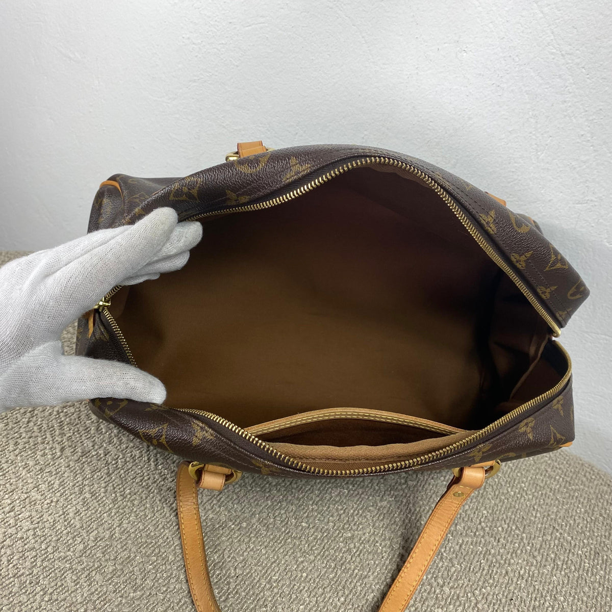 Louis Vuitton Montorgueil – Monogram Canvas