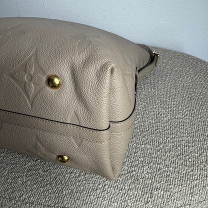 Louis Vuitton CarryAll MM – Monogram Empreinte Leder Taube