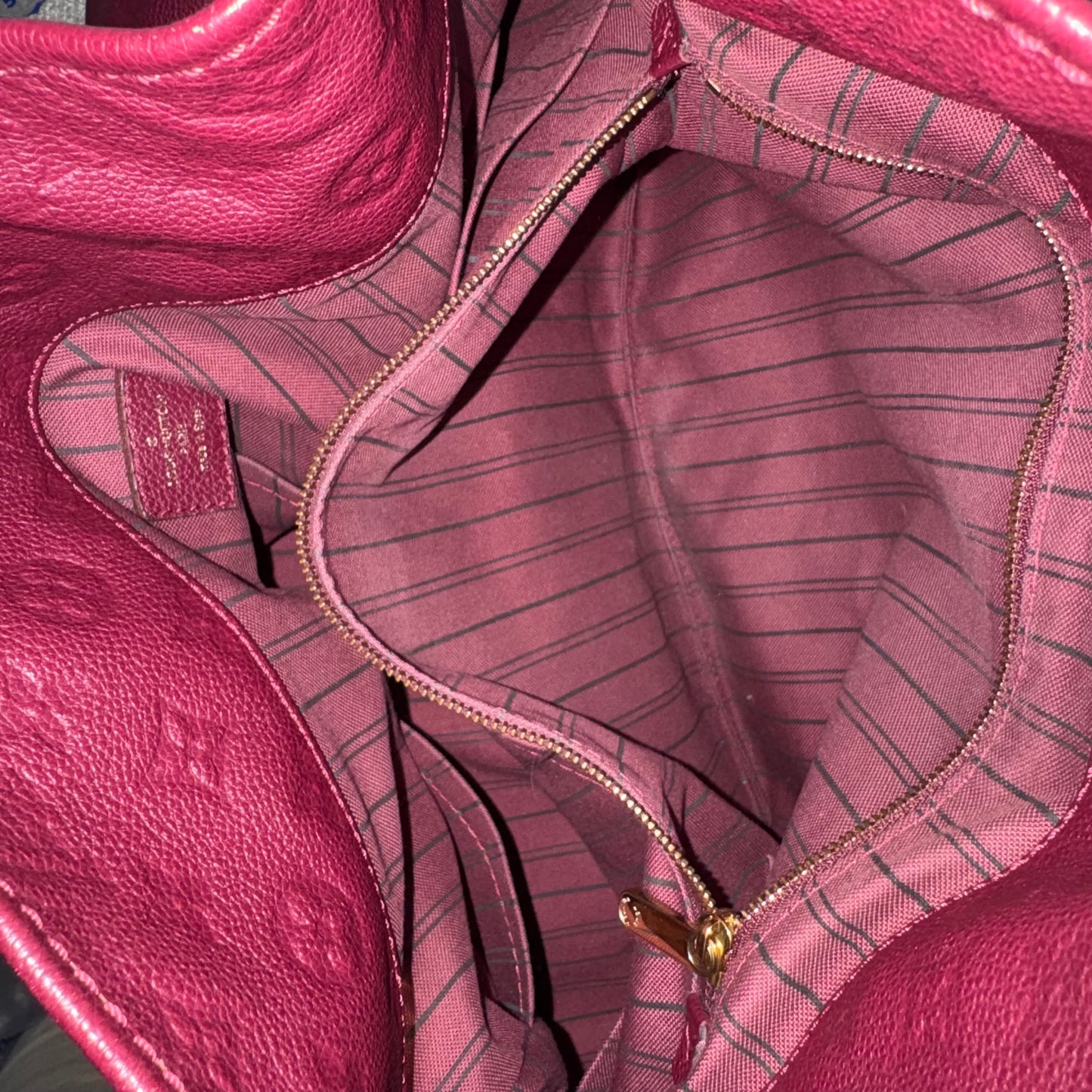 Louis Vuitton Artsy MM Empreinte Bordeaux