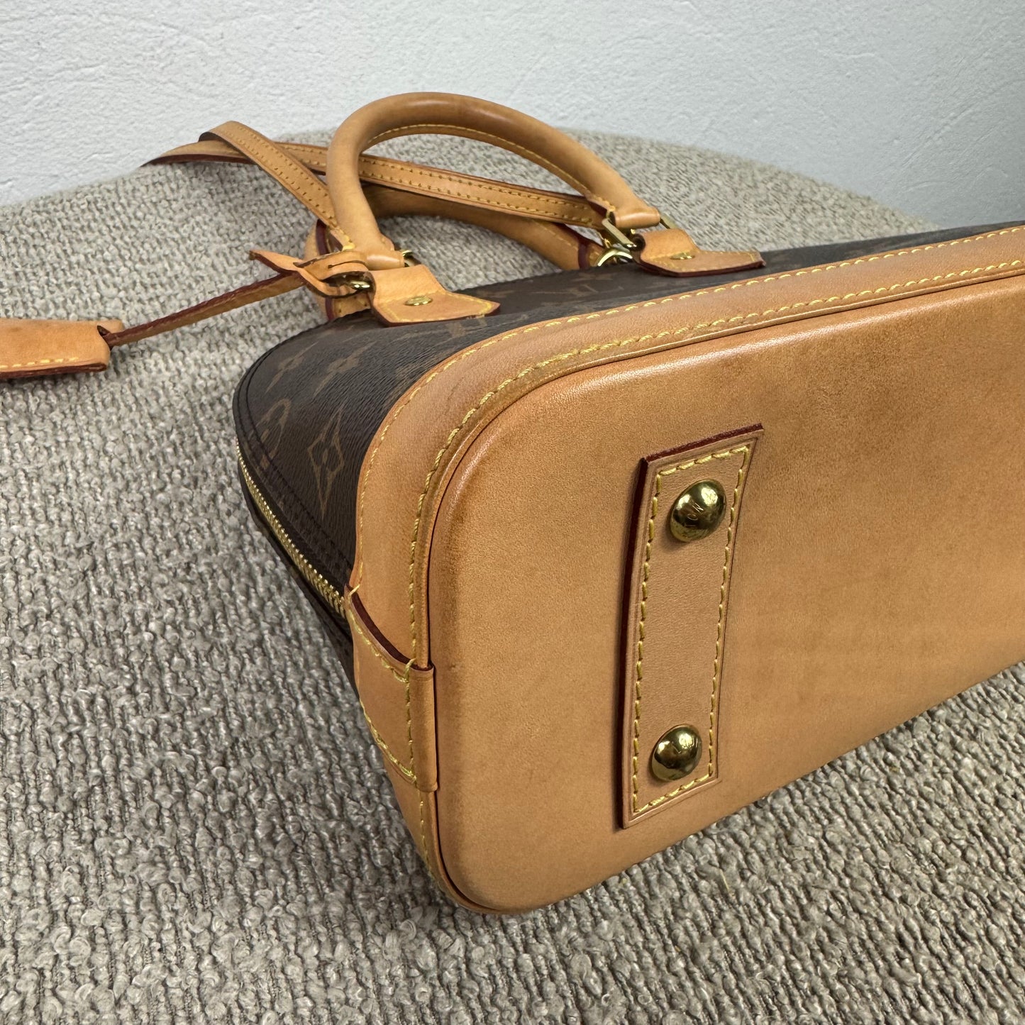 Louis Vuitton Alma BB – Monogram Canvas