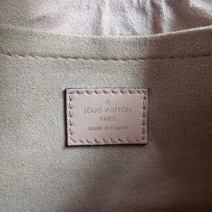 Louis Vuitton Locky BB – Monogram Canvas / Rosa