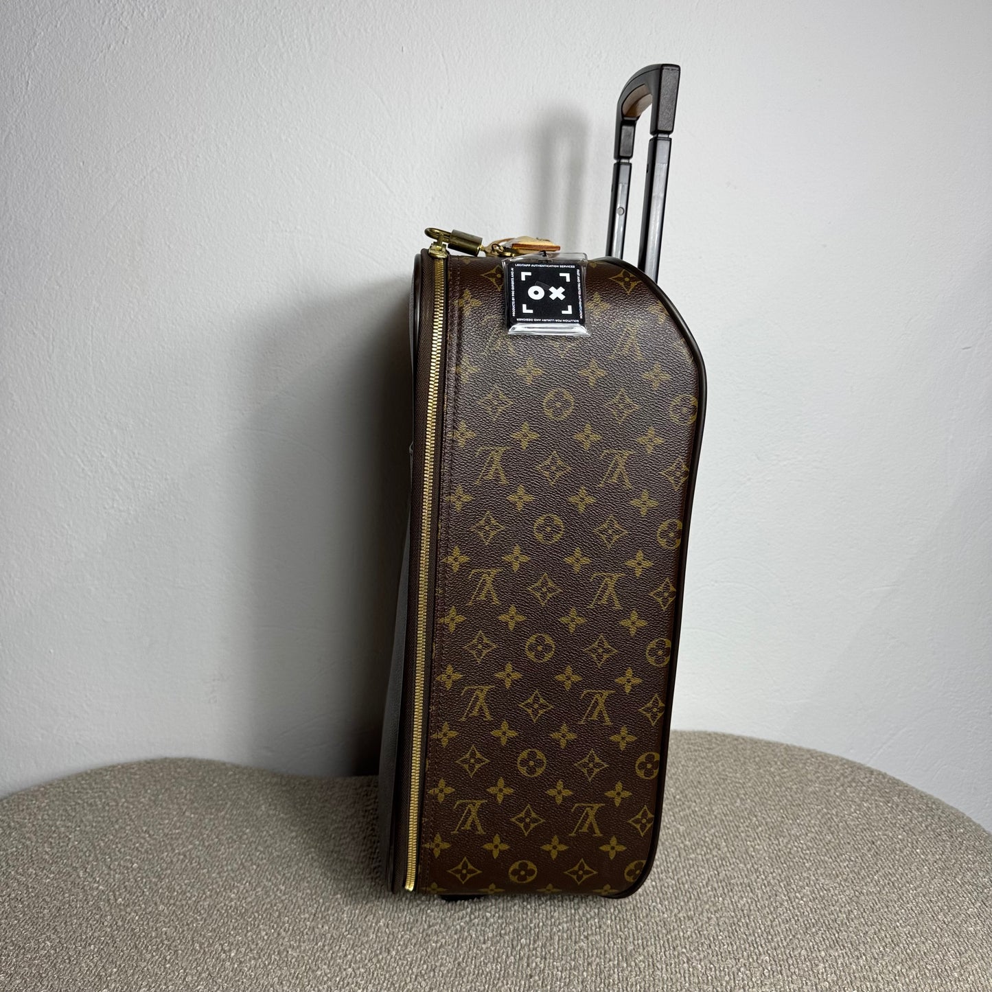 Louis Vuitton Pégase 45 Monogram Rollkoffer
