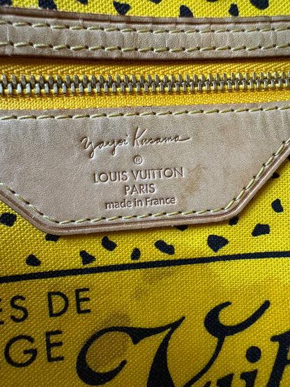 Louis Vuitton x Yayoi Kusama Neverfull – Monogram Dots Limited Edition