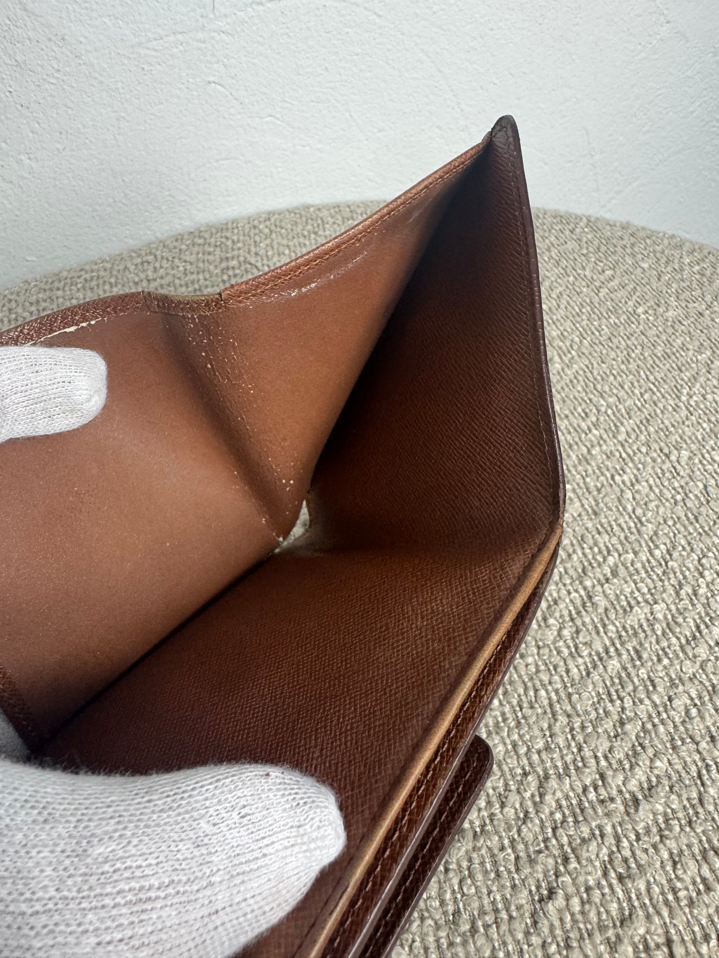 Louis Vuitton Monogram Trifold Geldbeutel