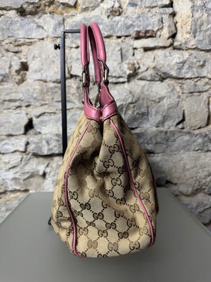 GUCCI Sukey Medium GG Canvas – Beige & Rosa