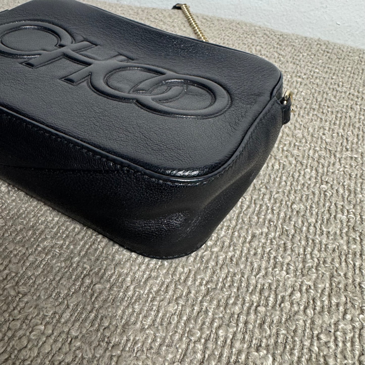 Jimmy Choo „Hali“ Grained Leather Camera Bag Schwarz