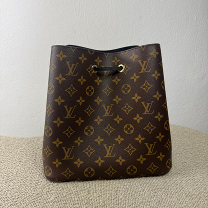 Louis Vuitton NéoNoé – Monogram Canvas / Schwarz