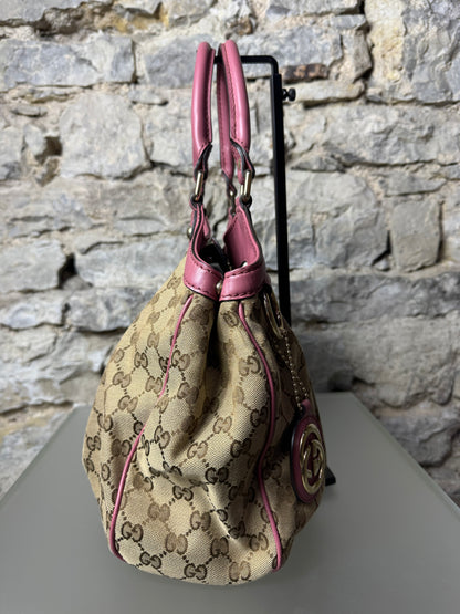 GUCCI Sukey Medium GG Canvas – Beige & Rosa