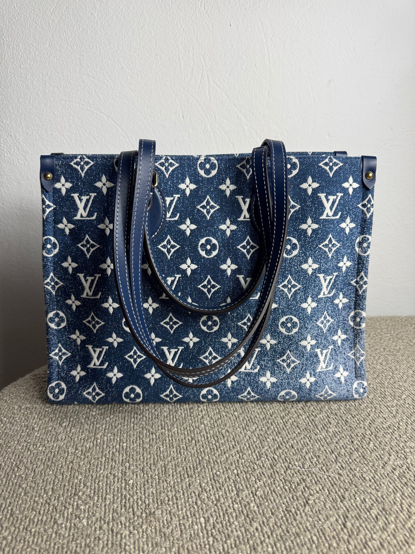 Louis Vuitton OnTheGo MM – Monogram Jacquard Denim