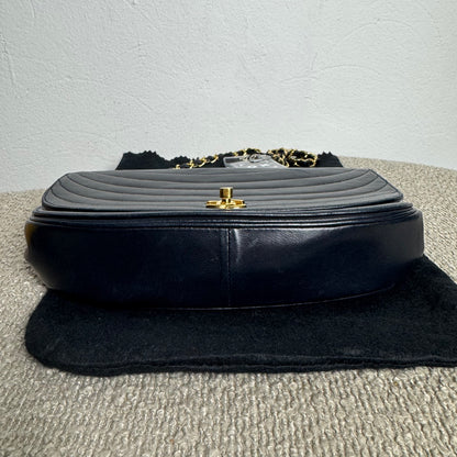 Chanel Vintage Coco Chain Umhängetasche Navy Blue