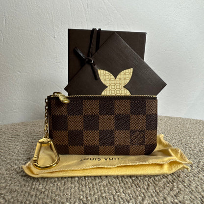 Louis Vuitton Schlüsseletui Damier Ebene (N62658)