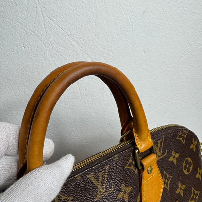 Louis Vuitton Alma MM Monogram