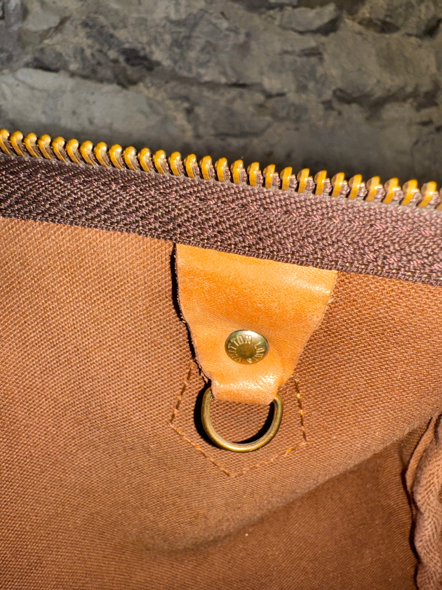 Louis Vuitton Speedy 25 – Monogram