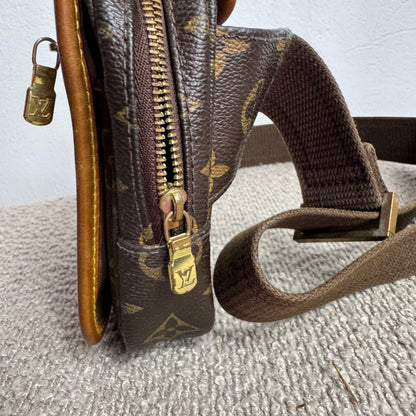 Louis Vuitton Bosphore Gürteltasche – Monogram Canvas