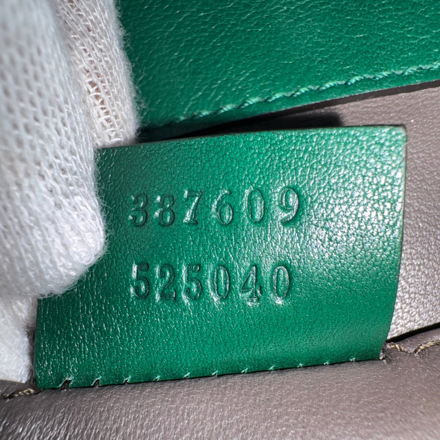Gucci Green Small Patent Interlocking GG Crossbody Grün