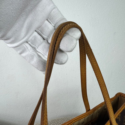 Louis Vuitton Neverfull PM – Monogram Canvas