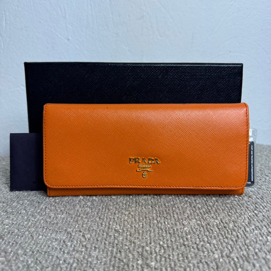 Prada Große Geldbörse Saffiano-Leder Orange