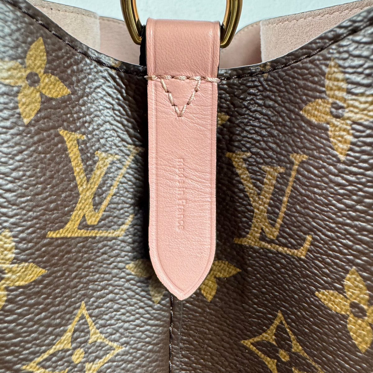 Louis Vuitton NéoNoé MM – Monogram Canvas / Rosa