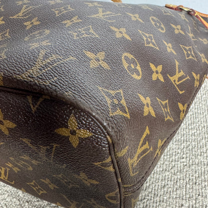 Louis Vuitton Neverfull MM Monogram mit Pochette