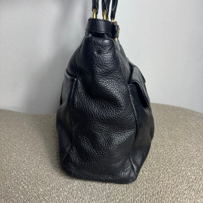 Miu Miu Henkeltasche Tote Bag Vitello Leder Schwarz