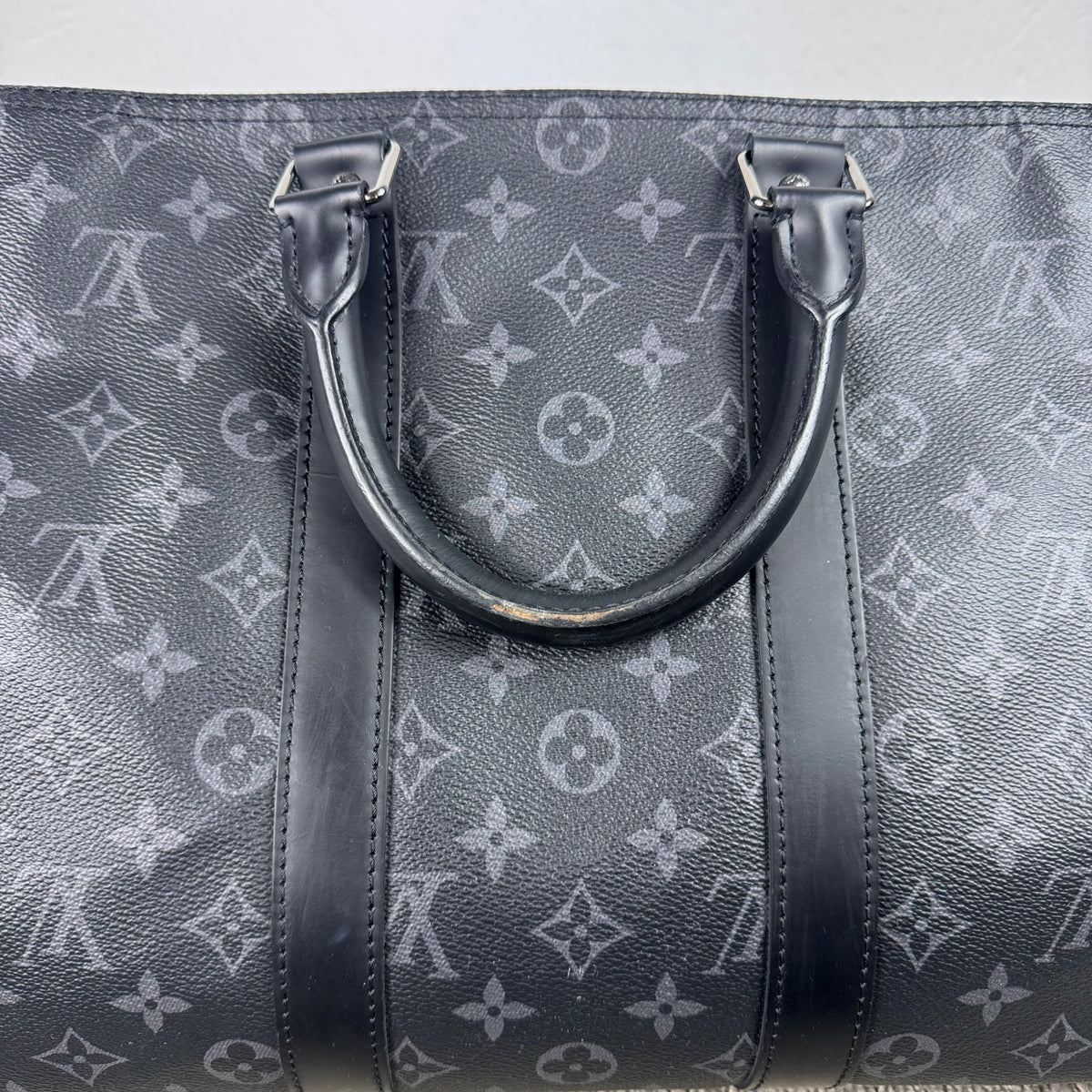 Louis Vuitton Keepall Bandoulière 45 – Monogram Eclipse