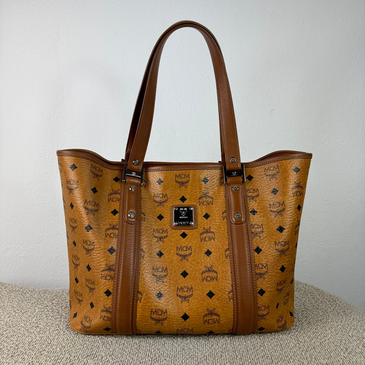 MCM Shopper – Visetos Cognac