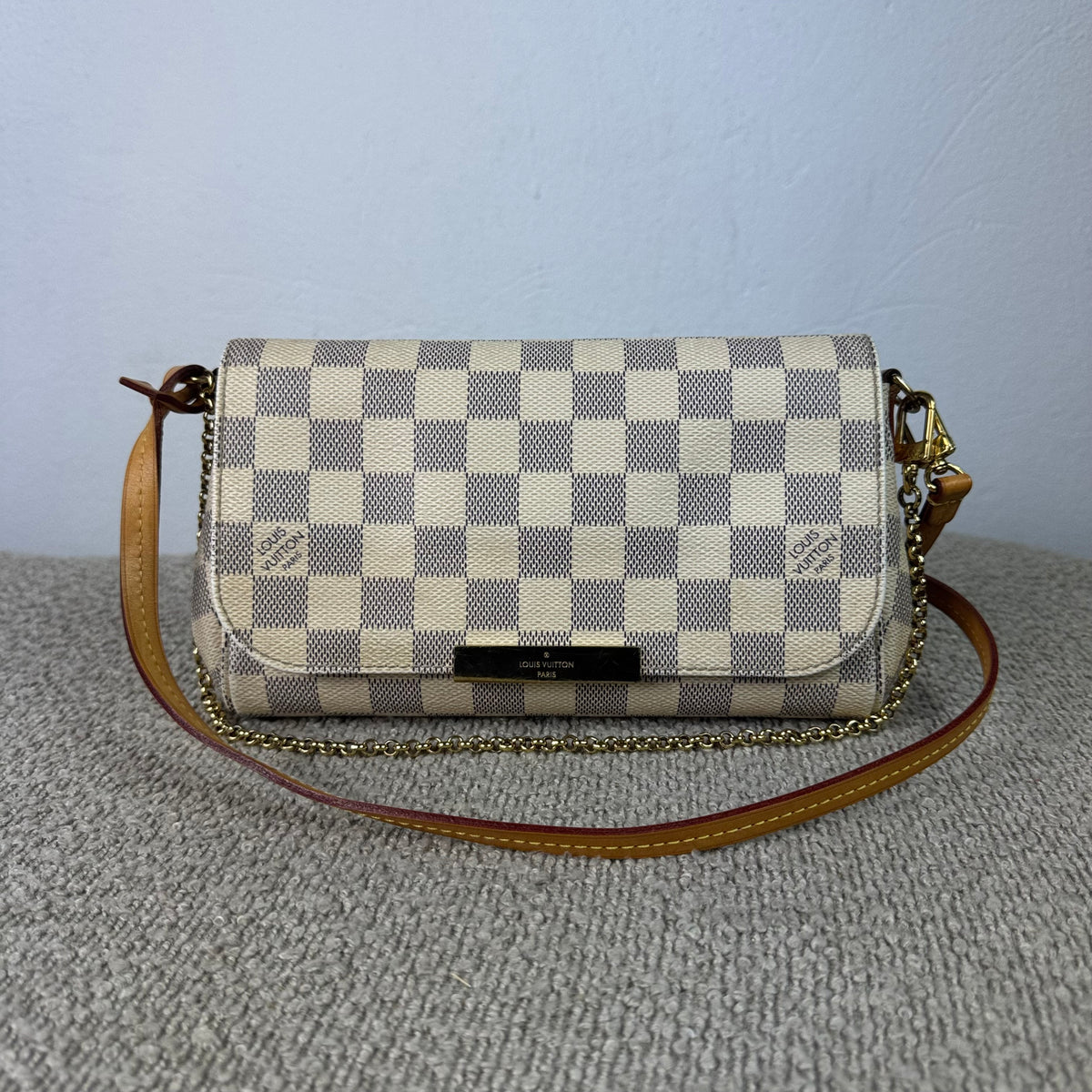 Louis Vuitton Favorite MM – Damier Azur Canvas