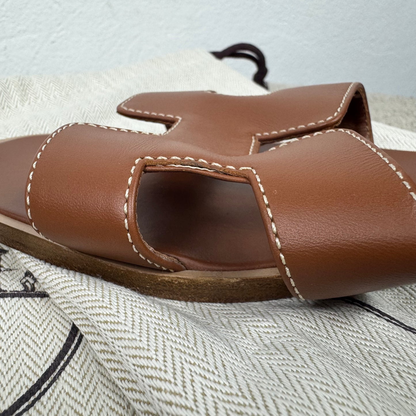 Hermès Oran Sandalen – Braun – Gr. 38,5