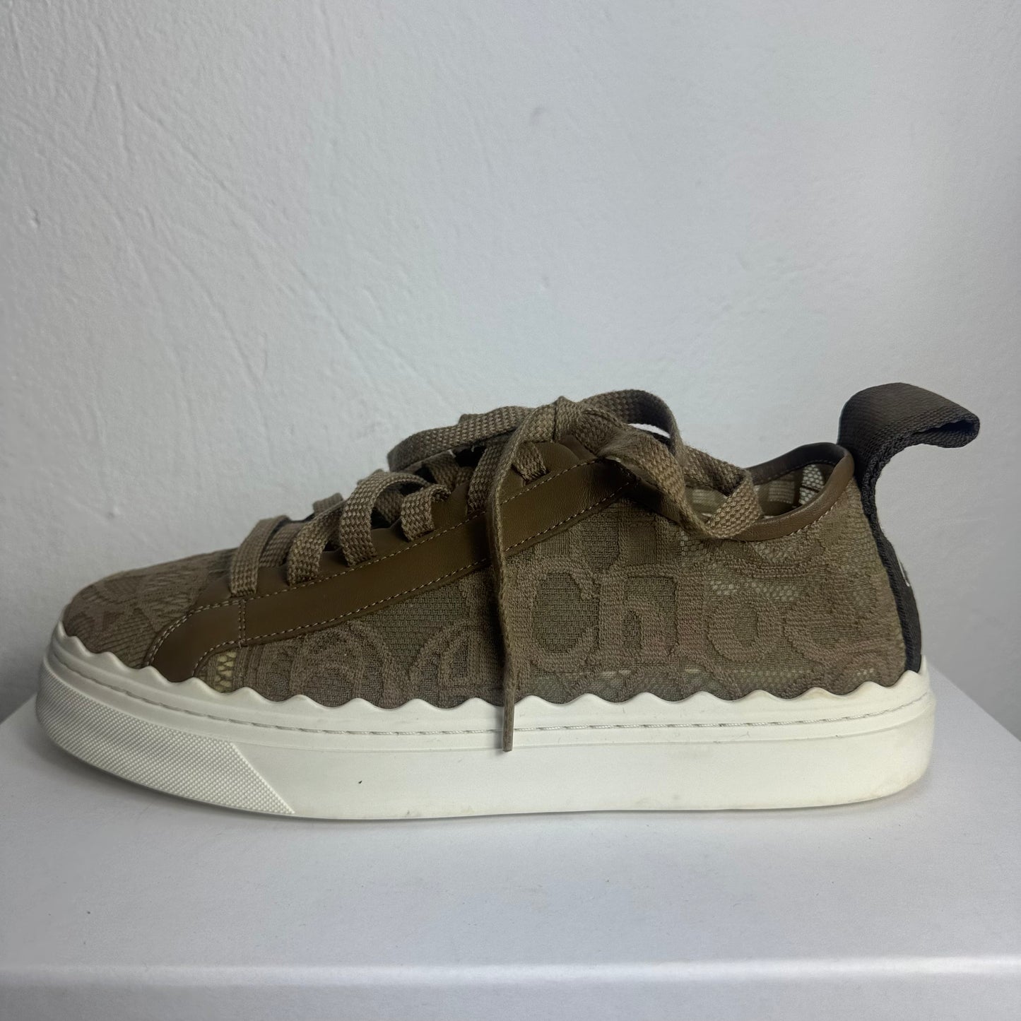 Chloé Lauren Lace Sneaker – Dark Grey (Size 41)