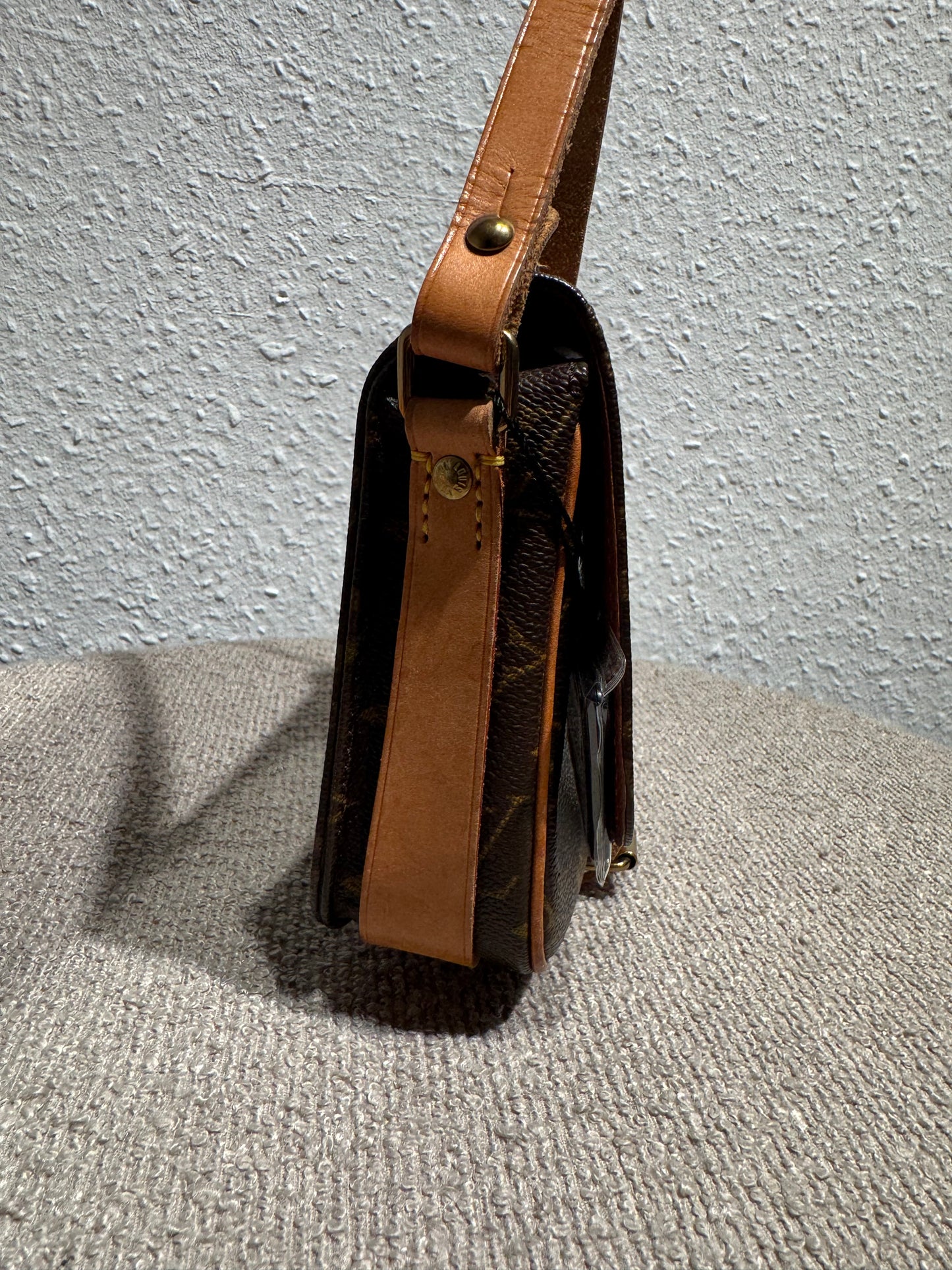 Louis Vuitton Cartouchière PM Schultertasche – Monogram