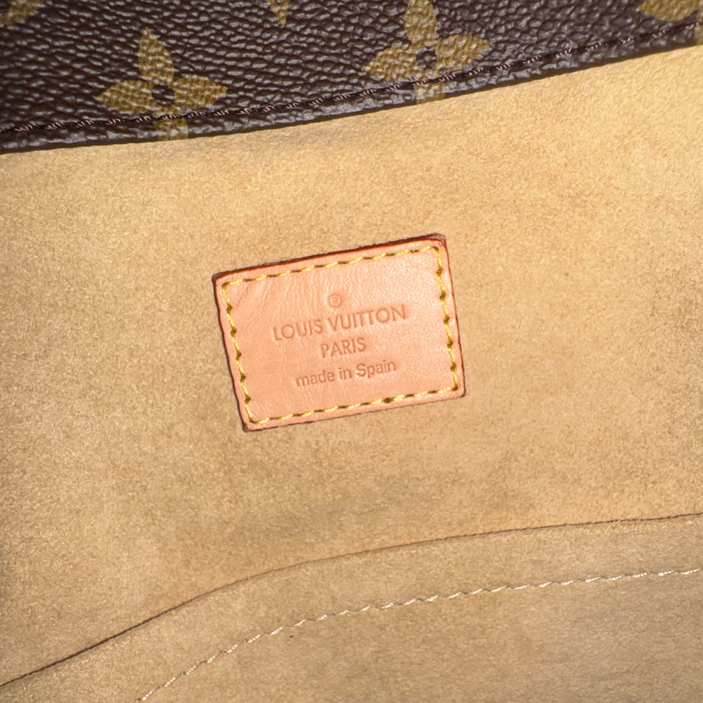 Louis Vuitton Artsy GM Monogram