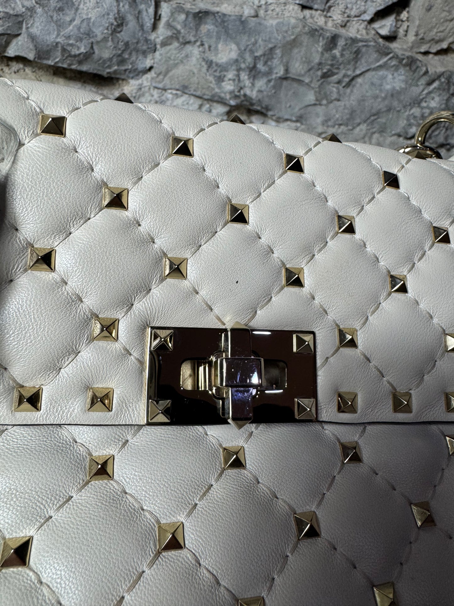 Valentino Garavani Rockstud Spike Bag Nappaleder Weiß